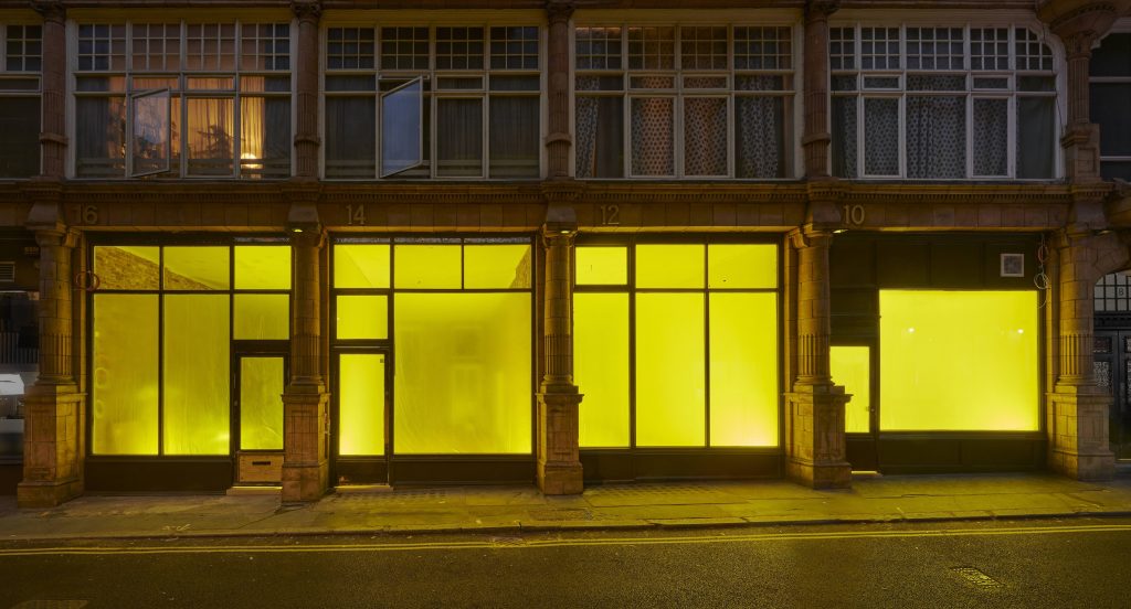 Prem Sahib, Liquid Gold, 2016, Installation View, Phillida Reid gallery © Image by Ben Westoby, courtesy the artist and Phillida Reid, London. 